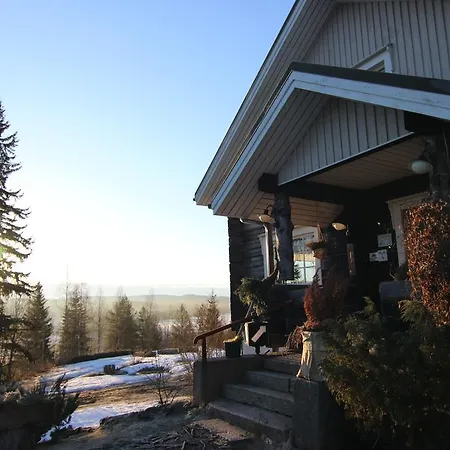 Puukarin Pysakki Bed & Breakfast