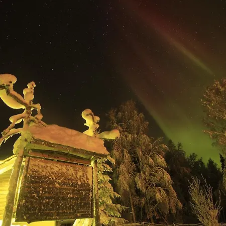 Puukarin Pysakki Bed & Breakfast