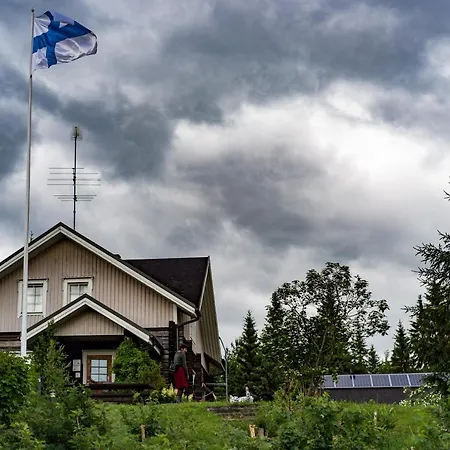 Bed & Breakfast Puukarin Pysakki Valtimo