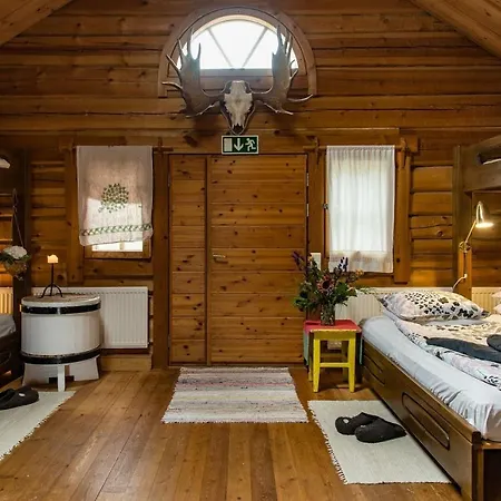 Bed & Breakfast Puukarin Pysakki Valtimo