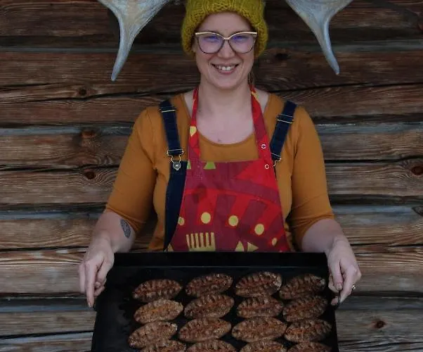 Puukarin Pysakki Bed & Breakfast